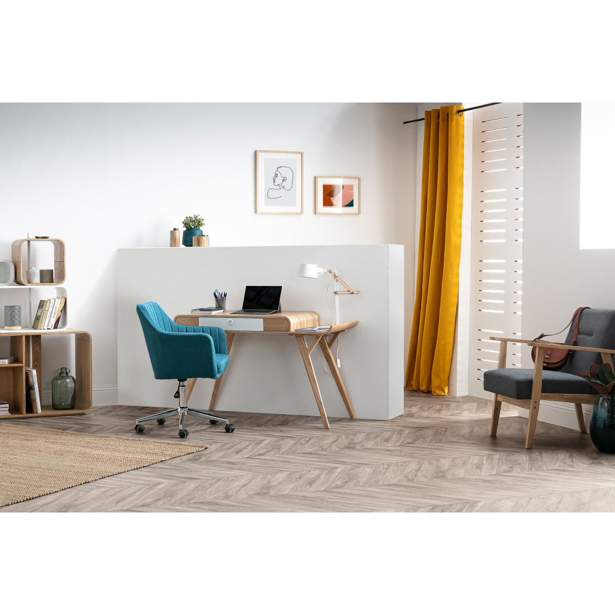 Chaise de bureau à roulettes en tissu et acier chromé ALEYNA bleu canard, MILIBOO