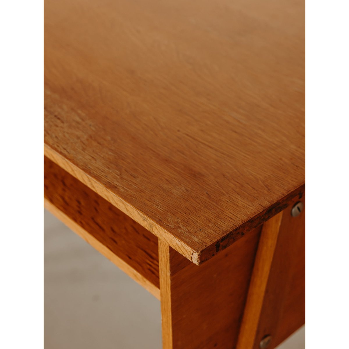 Bureau au style scandinave minimaliste Yvan N°570 - Bon état bois clair, DEBONGOUT