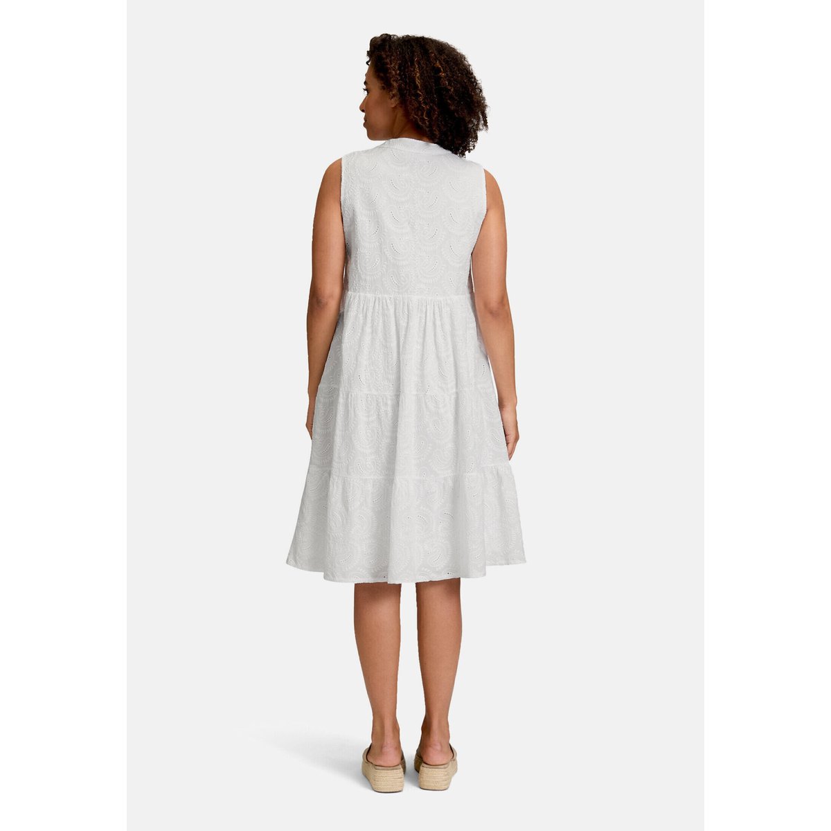 Robe en dentelle à motif ajouré blanc, CARTOON