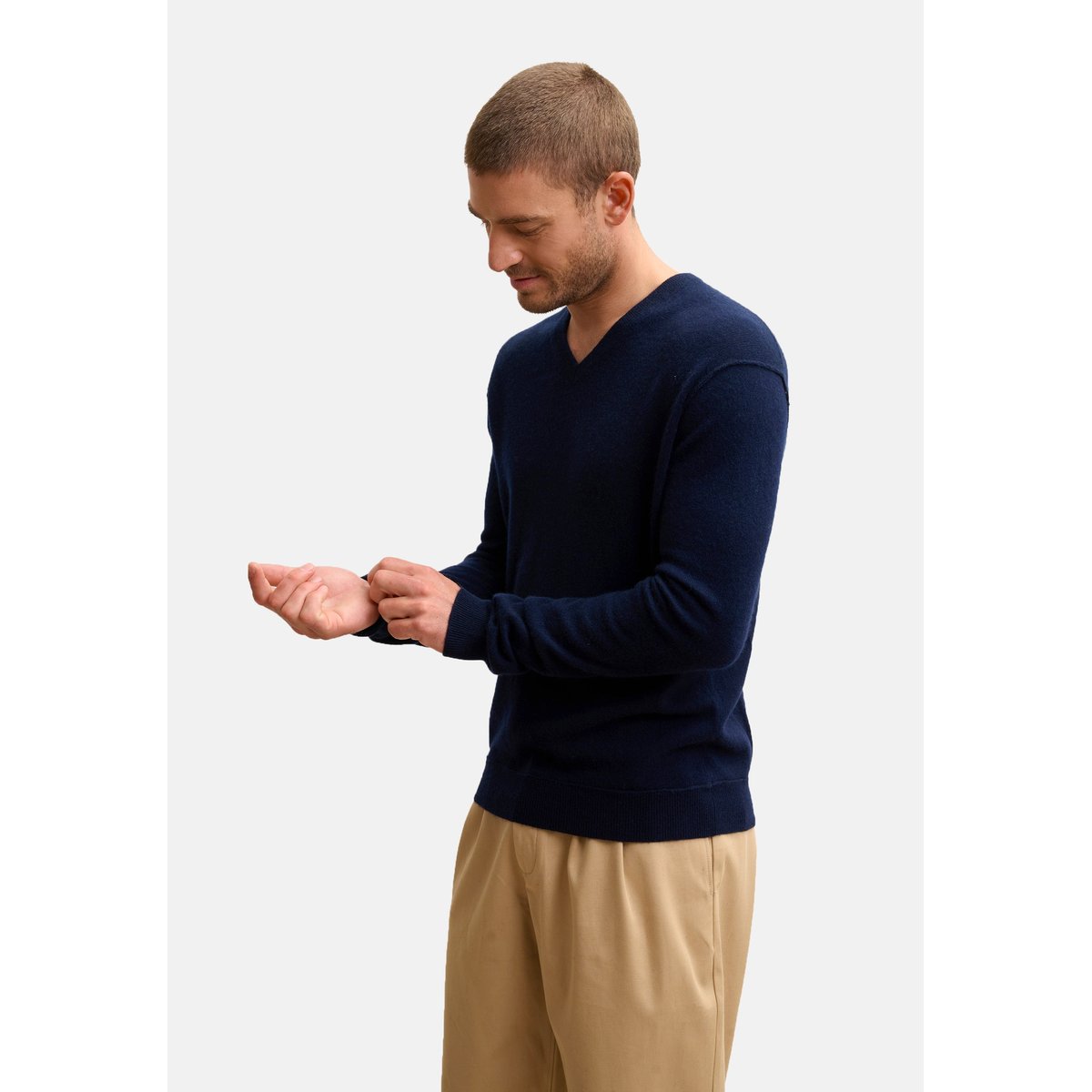 Pull Col V Navy Tom bleu foncé, JUST CASHMERE