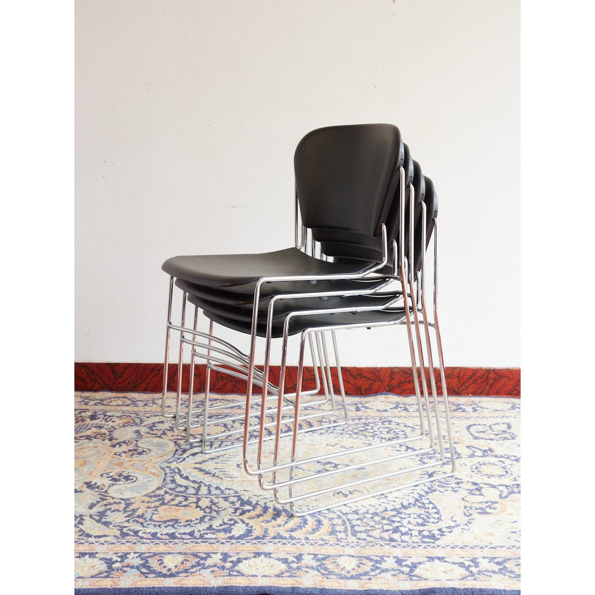 Lot de 4 chaises Perry en chrome Alma N°2087 - Bon état gris, DEBONGOUT
