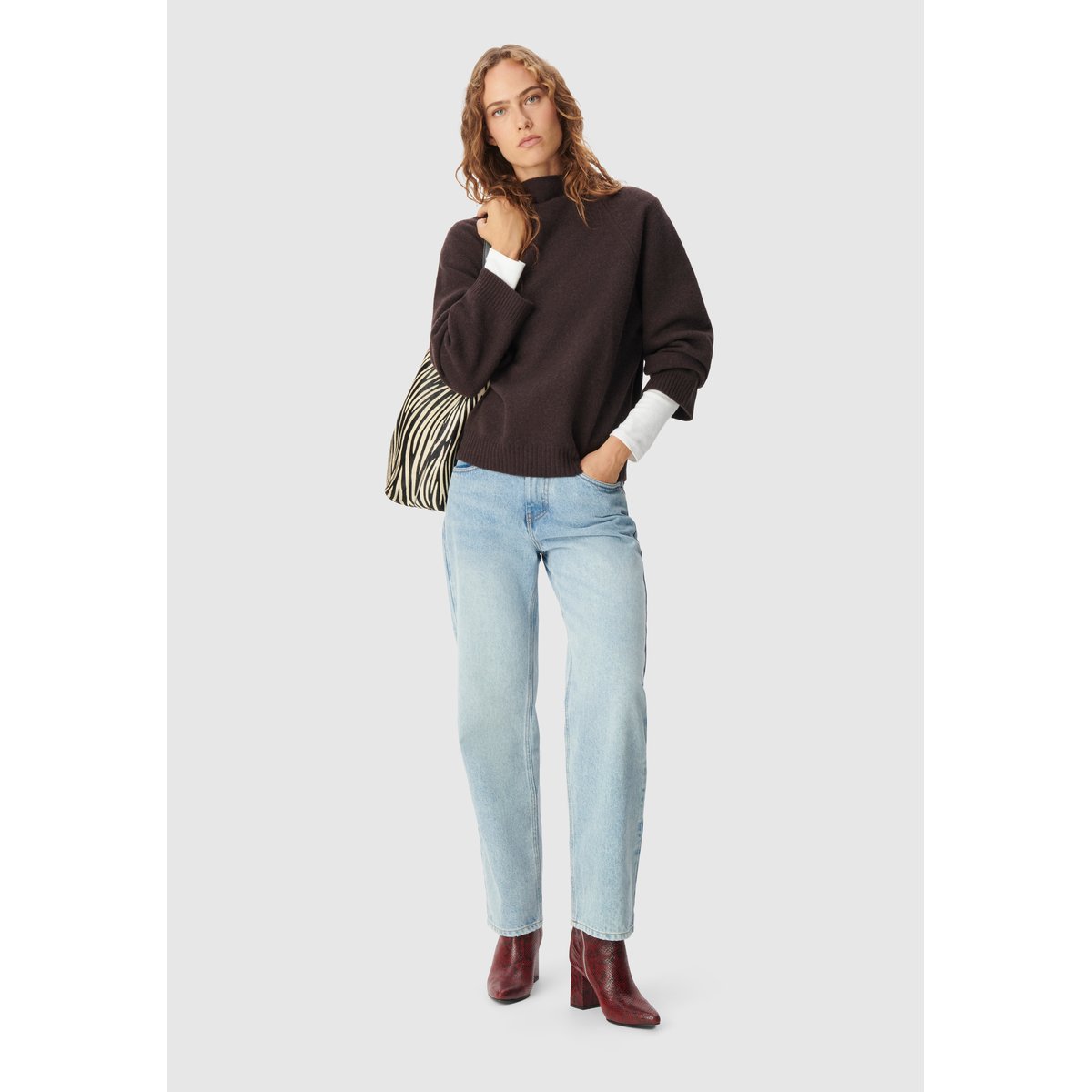Pull tricot 100% laine col cheminée marron foncé, IKKS