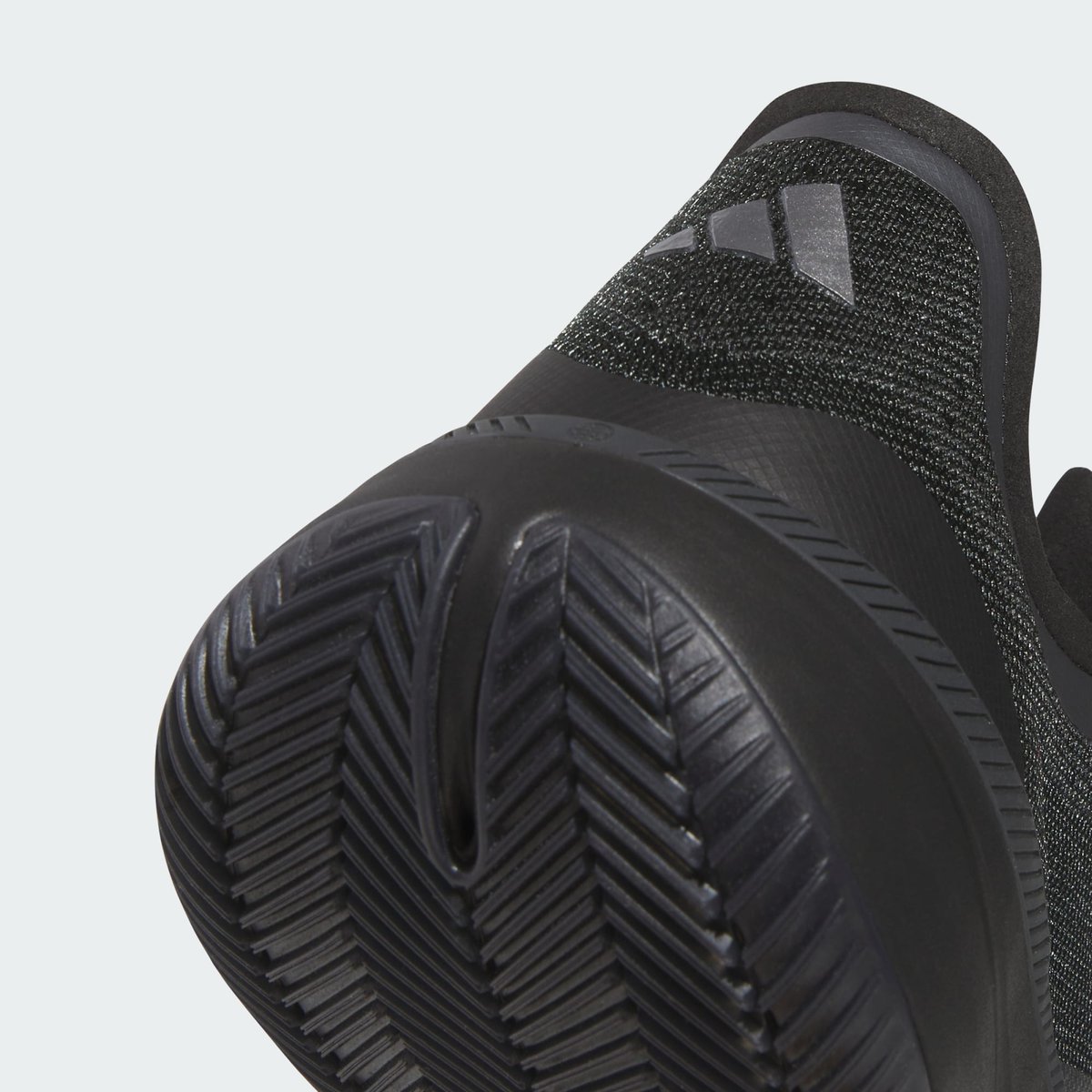 Chaussure Adizero Select 3.0 Low Chaussure Adizero Select 3.0 Low core black / iron metallic / carbon, adidas Performance