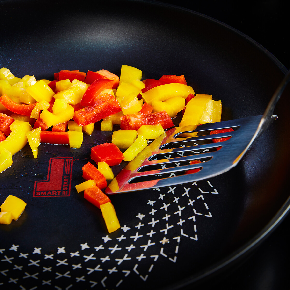 24cm Smart Start Classic Frying Pan black, TOWER