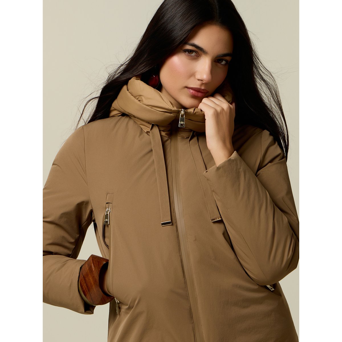Doudoune courte lisse beige, OLTRE