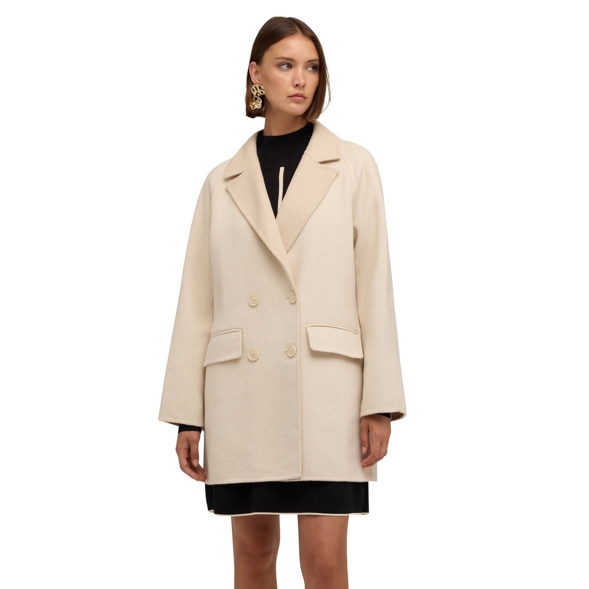 Manteau croisé blanc, MOTIVI