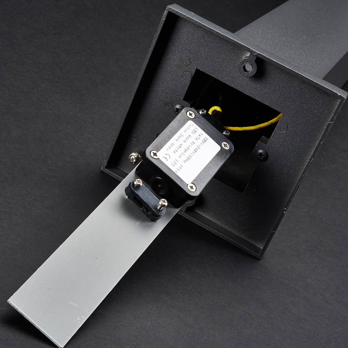 Luminaire extérieur en aluminium moderneLED gris graphite, LUCANDE