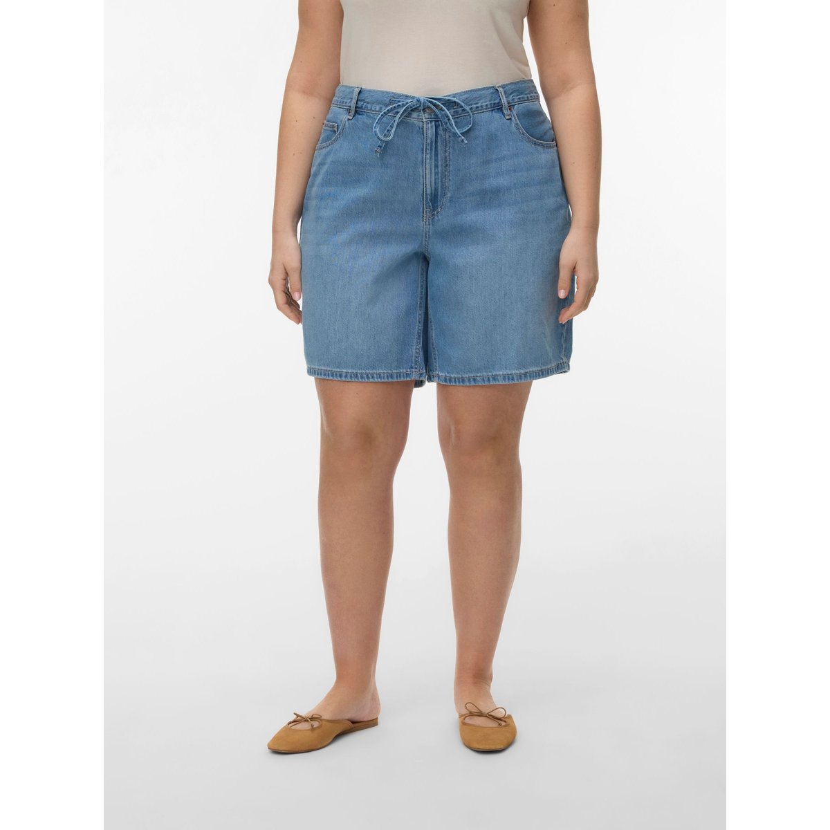 Short En Denim light blue denim, VERO MODA