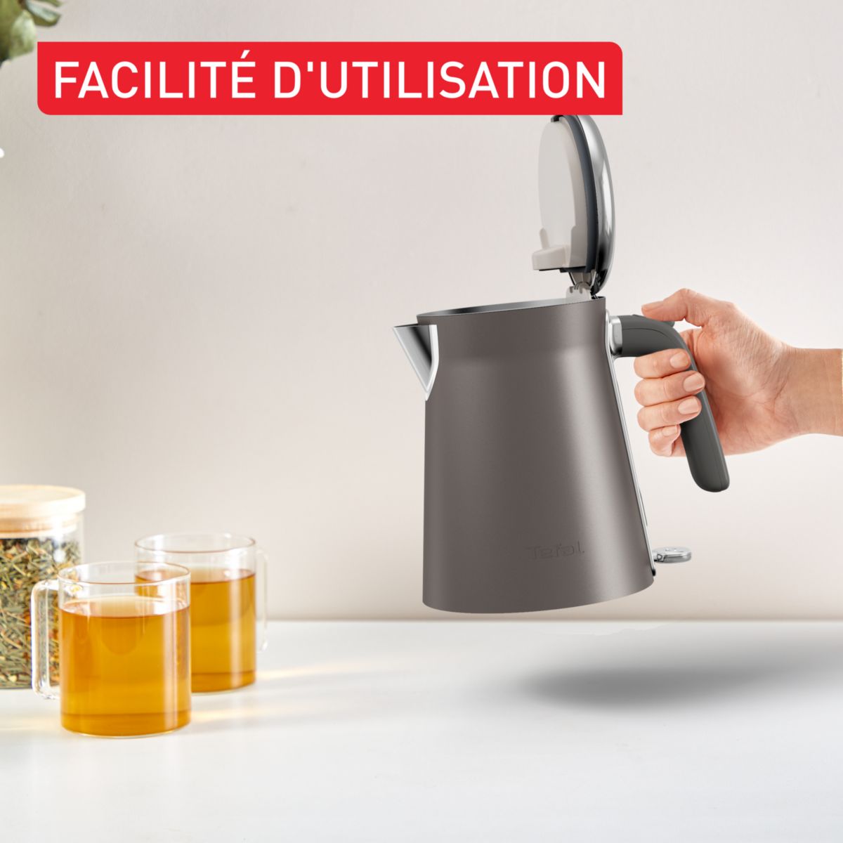 Bouilloire Collection KI666EE0 couleur unique, TEFAL