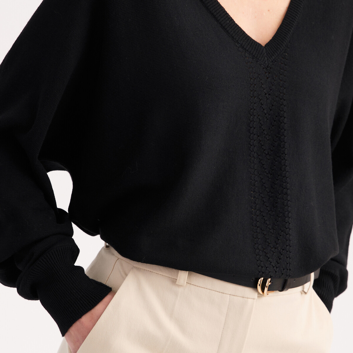 Camisola com decote em V em malha fina, em mistura de lã preto , ANNE WEYBURN