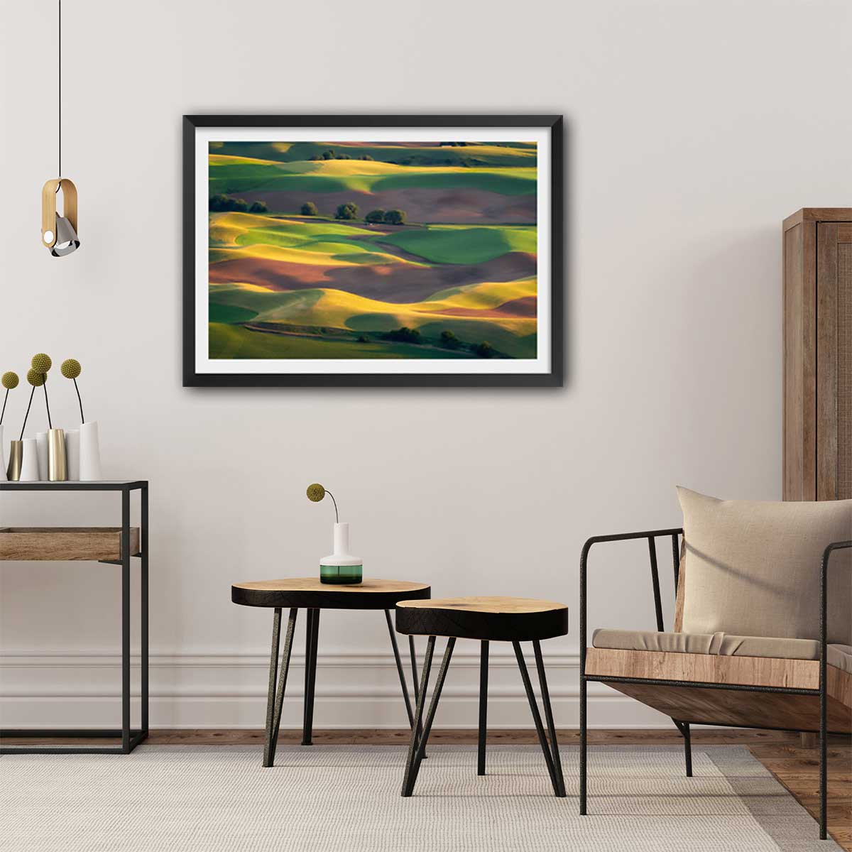 Affiche Colline colorée affiche + cadre en bois - noir, HEXOA