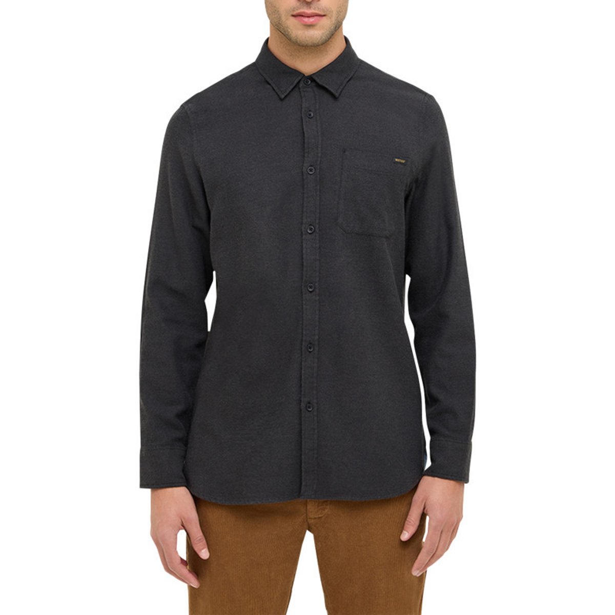 Chemise en coton noire avec un col chemise et poche sur la poitrine noire, MUSTANG