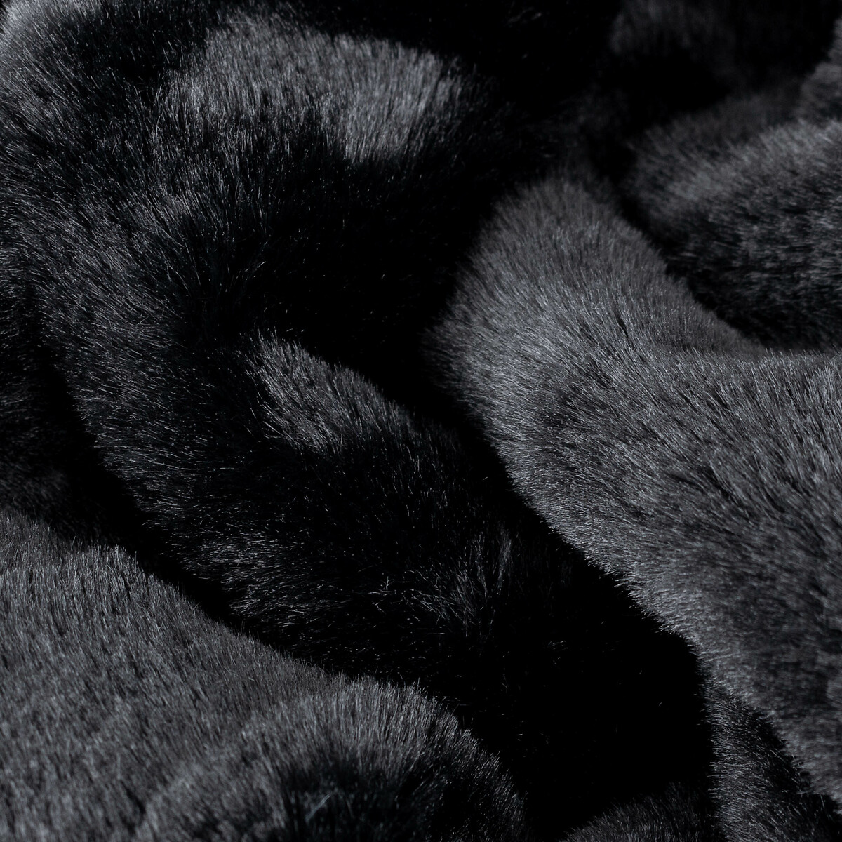 Kallu Double-Sided Faux-Fur Throw black, FURN.