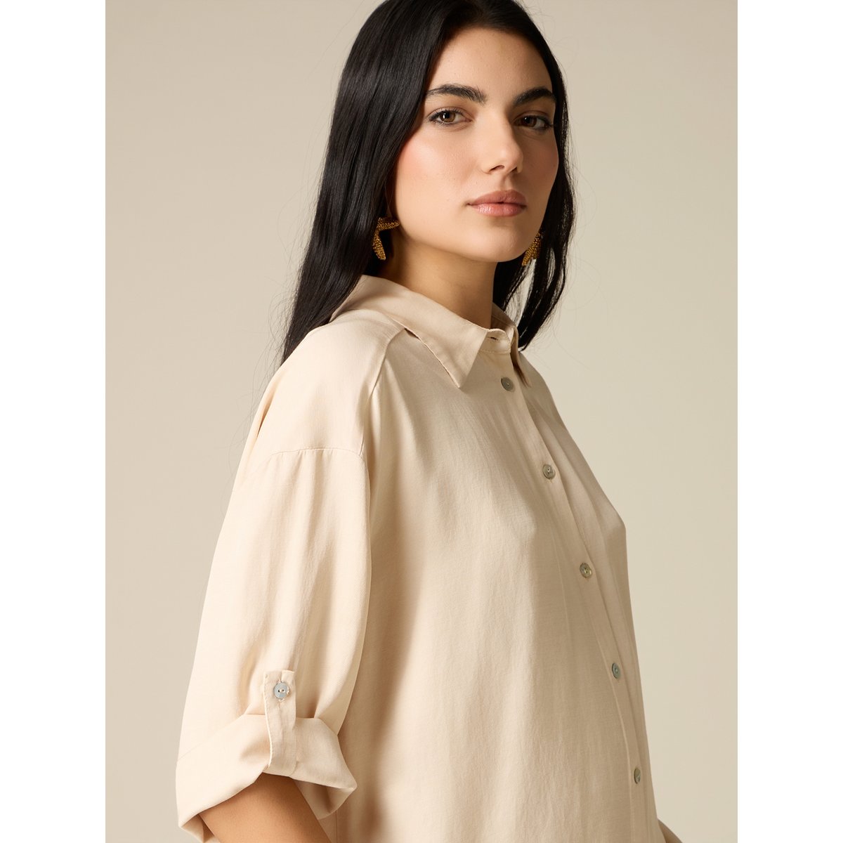 Chemise beige, OLTRE