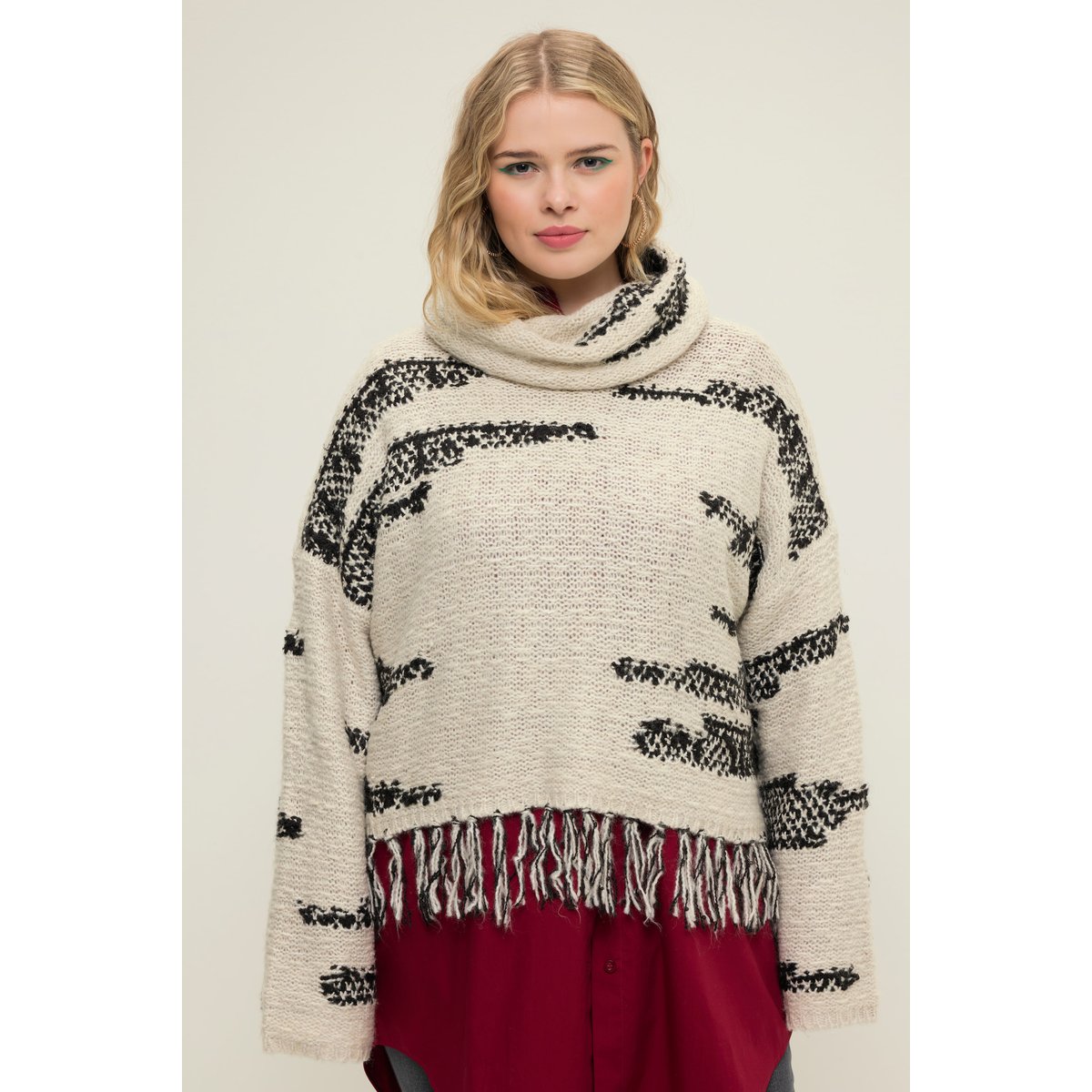 Pull à col roulé, oversized, maille Jacquard blanc cassé, STUDIO UNTOLD