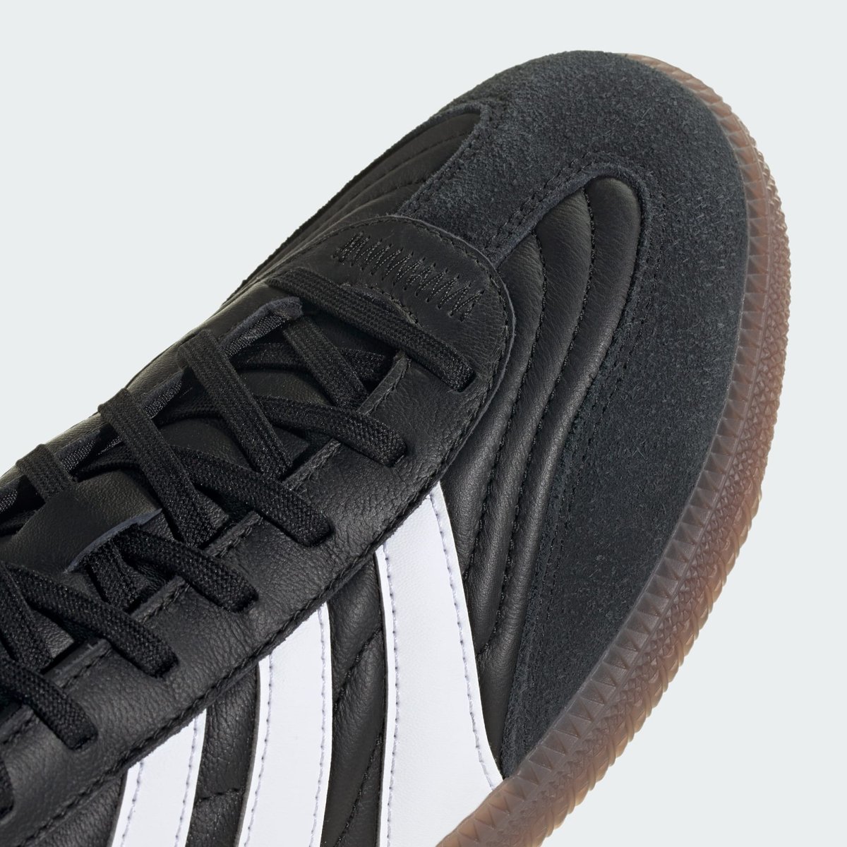 Chaussure Predator Freestyle Indoor Chaussure Predator Freestyle Indoor core black / cloud white / gold metallic, adidas Performance