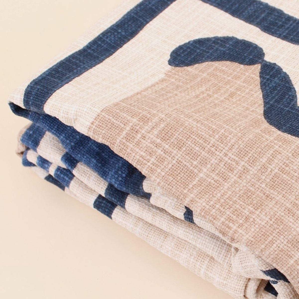 Plaid jeté de canapé en coton flammé imprimé coquillages 150x150cm bleu, ORNAMI