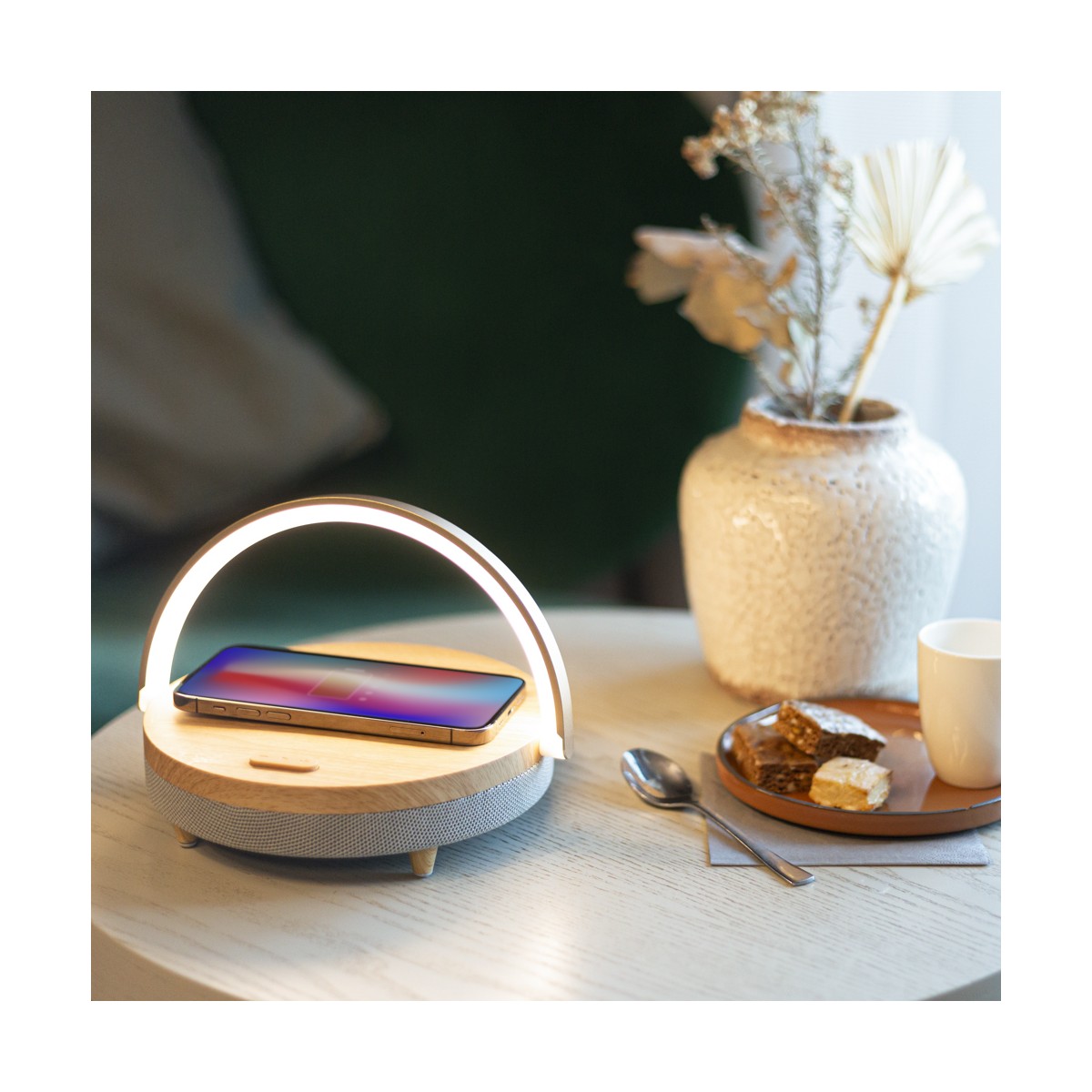 Enceinte LED chargeur induction fast charge beige, LIVOO