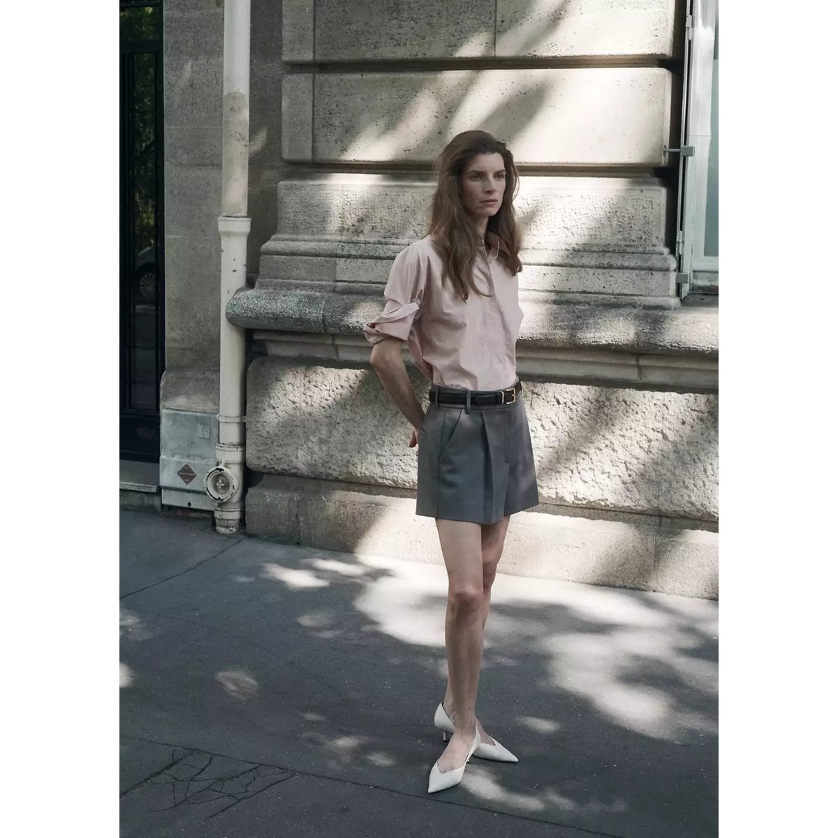 Short droit à pinces gris, MANGO