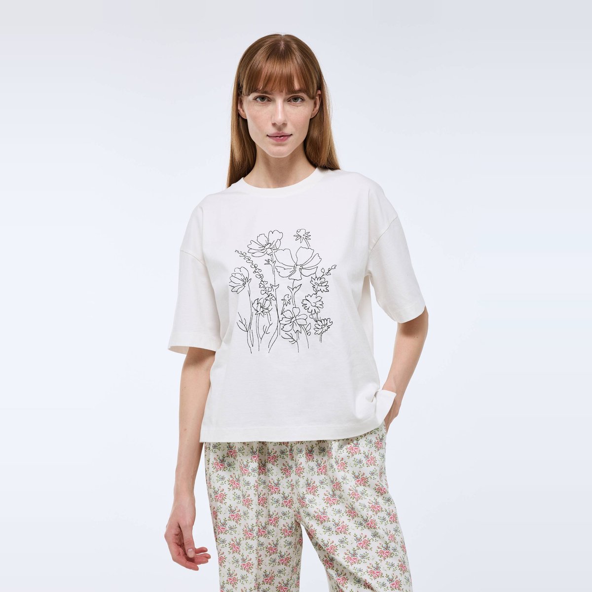 T-shirt col rond broderie fleur en coton bio GOTS ecru, MONOPRIX