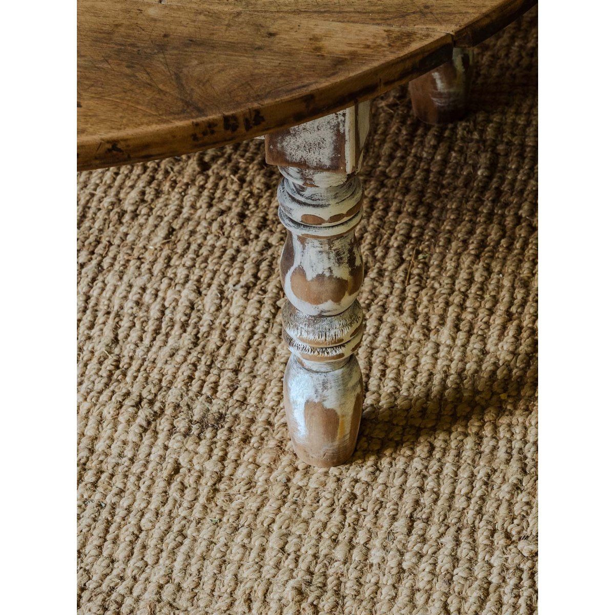 Table basse ovale en bois Léonie N°947 - Bon état bois foncé, DEBONGOUT