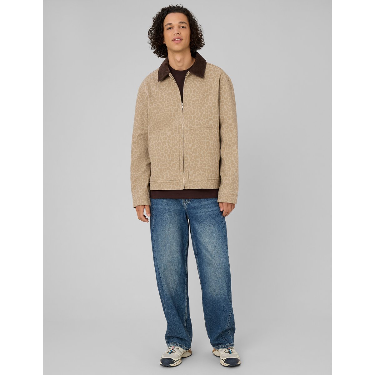 Veste zippée imprimée marron, BZB