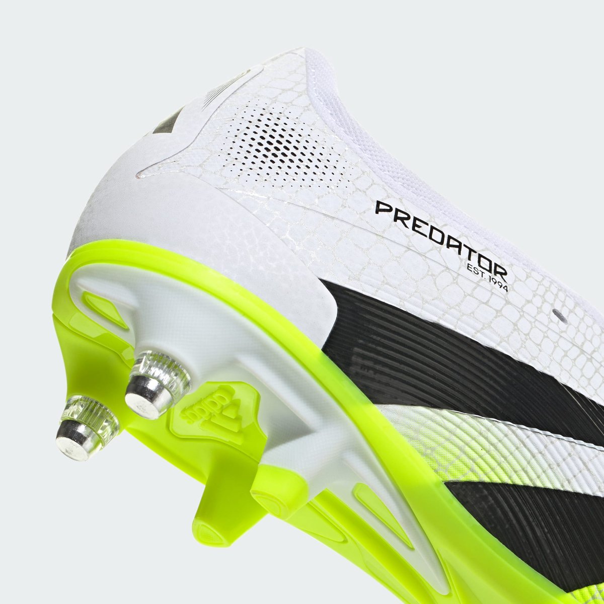 Chaussure Languette Rabattue Predator Pro Terrain Gras Chaussure Languette Rabattue Predator Pro Terrain Gras cloud white / core black / lucid lemon, adidas Performance