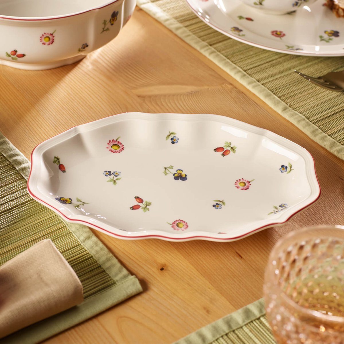 Plat Creux De Service PETITE FLEUR blanc, VILLEROY & BOCH