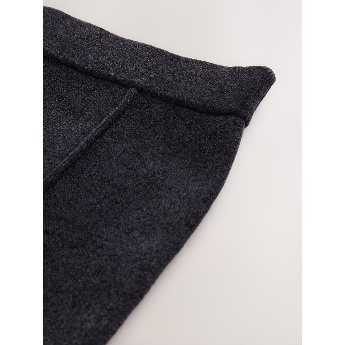 Jupe courte avec coutures chenille gris anthracite, NEXT
