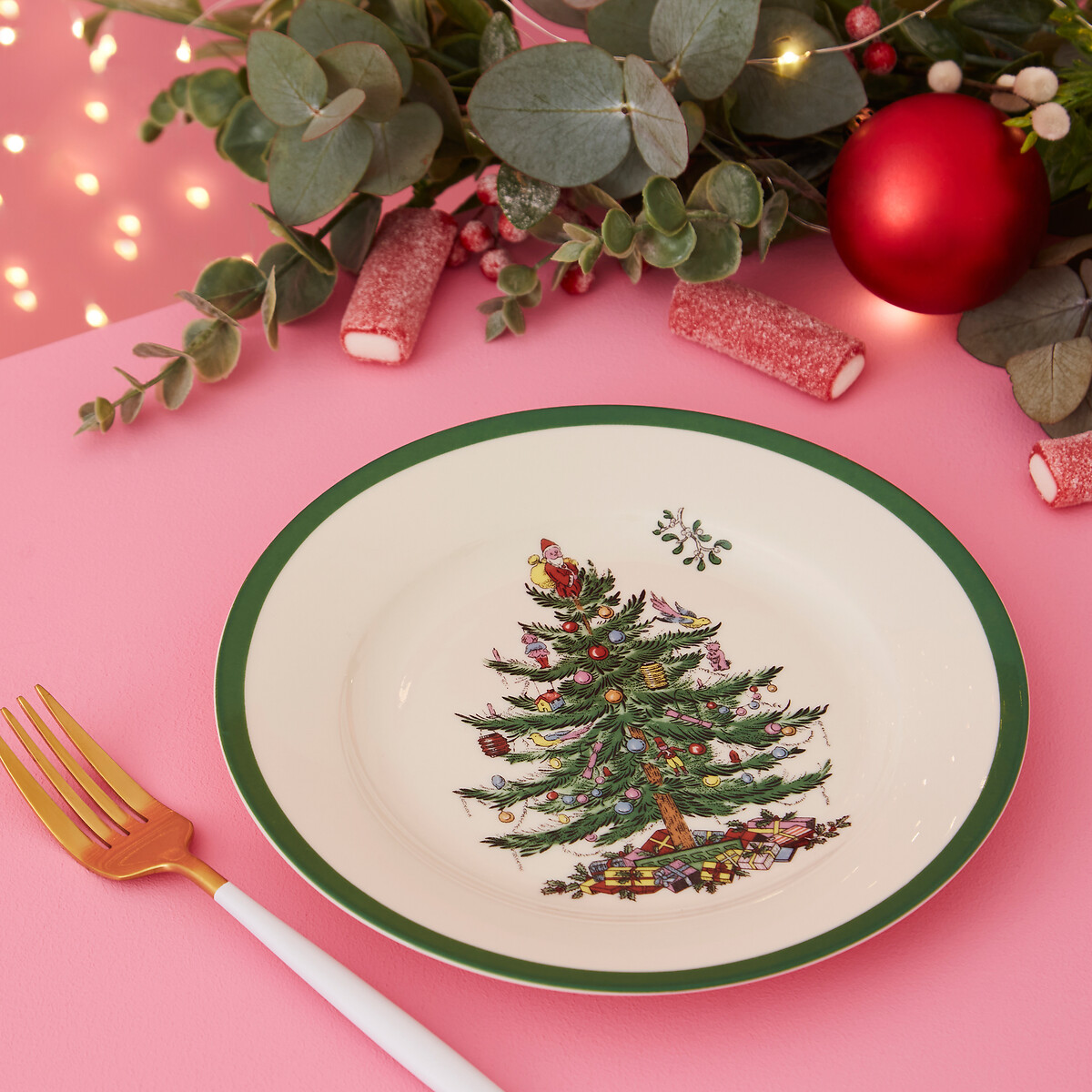 Set of 4 Christmas Tree Side Plates white, SPODE