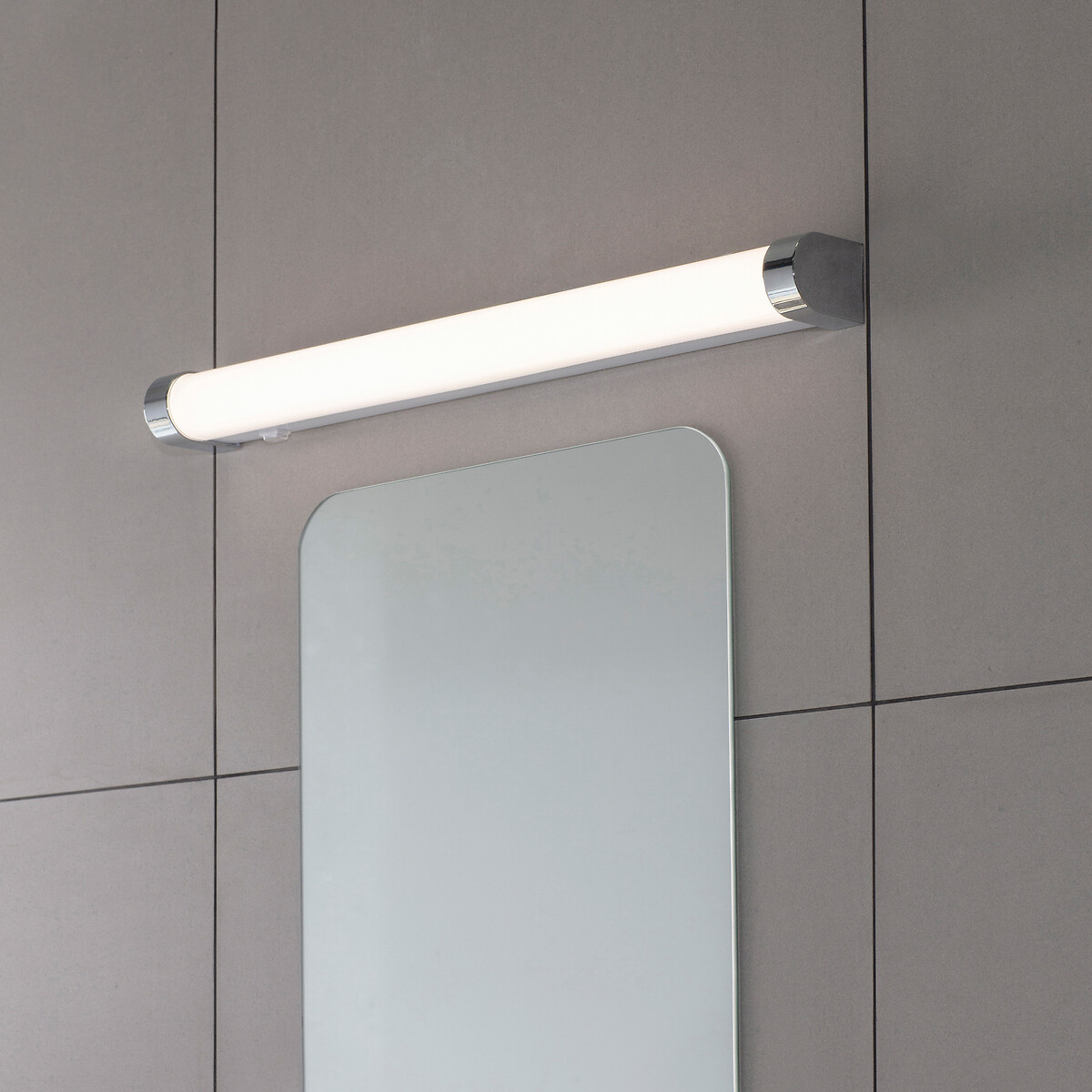 Moda Bathroom Flush Bar Wall Light chrome, SO'HOME