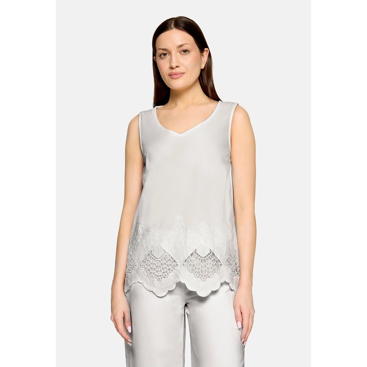 Haut façon blouse à broderies blanc, BETTY BARCLAY