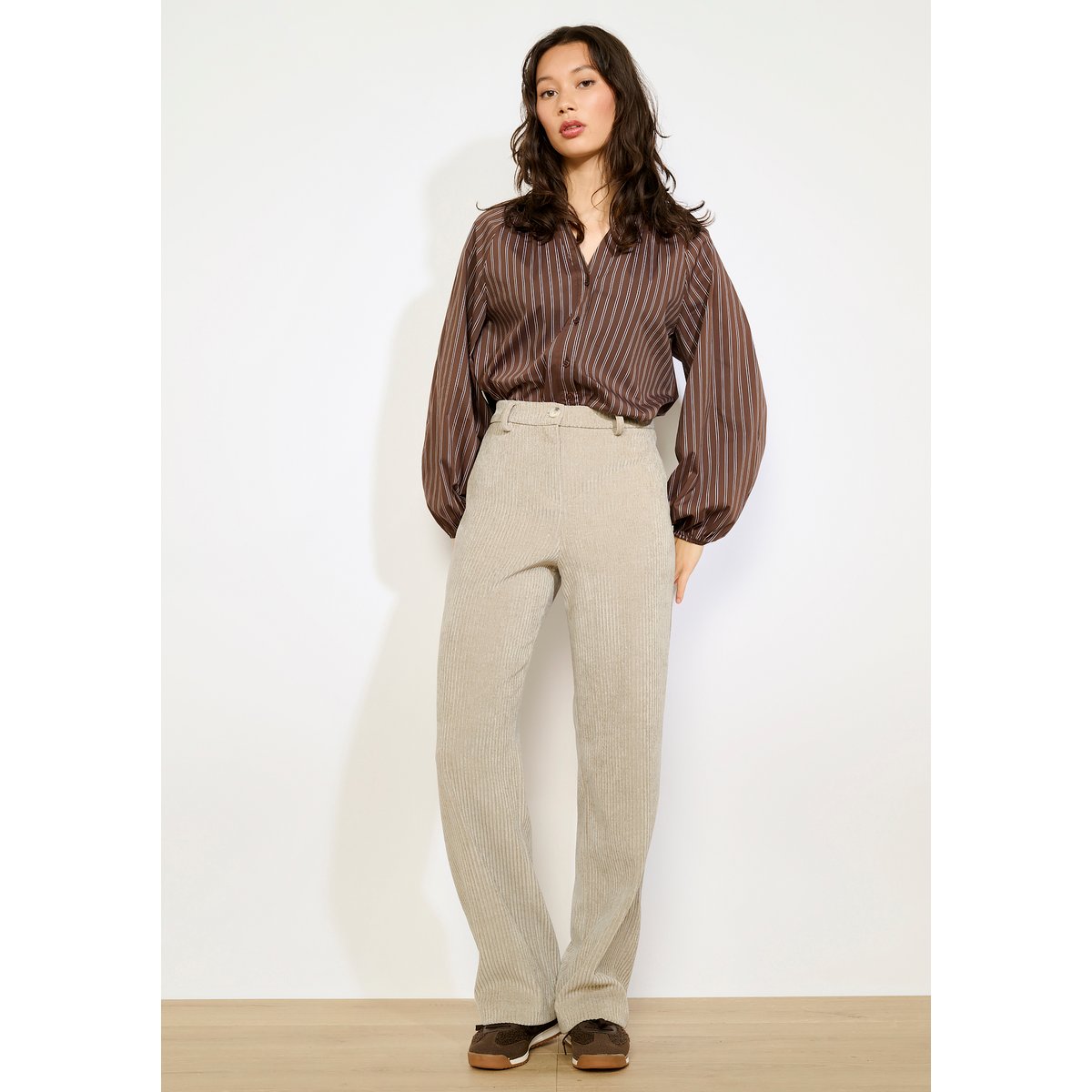 Pantalon en velours côtelé taupe, LOLALIZA