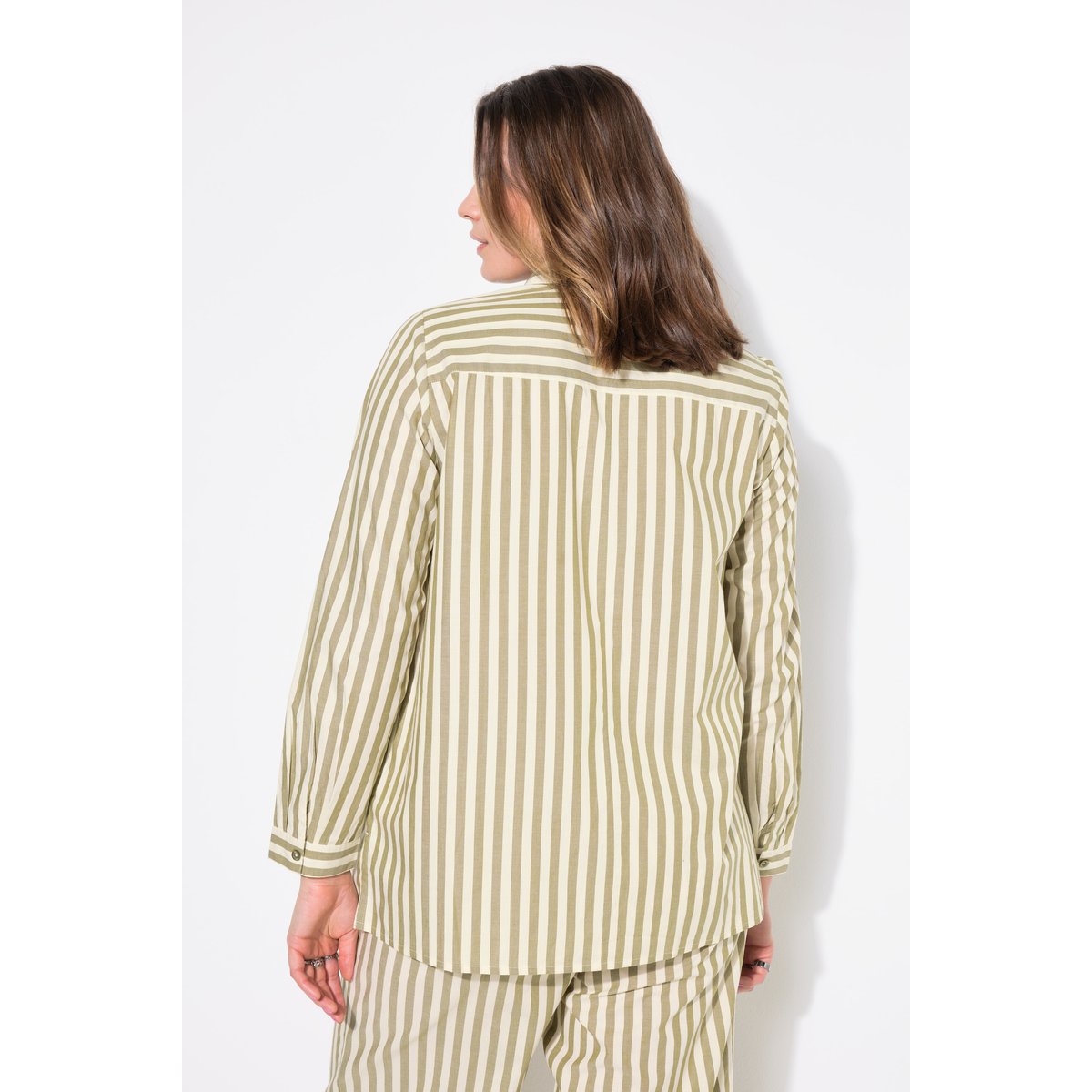 Chemisier à rayures, coupe Boxy vert mousse, STUDIO UNTOLD
