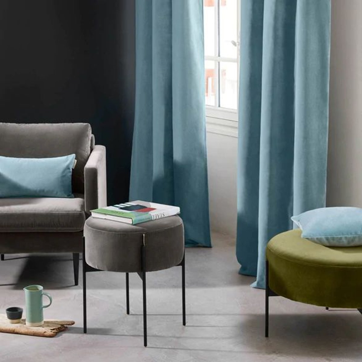 Rideau À Oeillets Dorés en Velours uni et point de bourdon noir DARIO topaze, MADURA