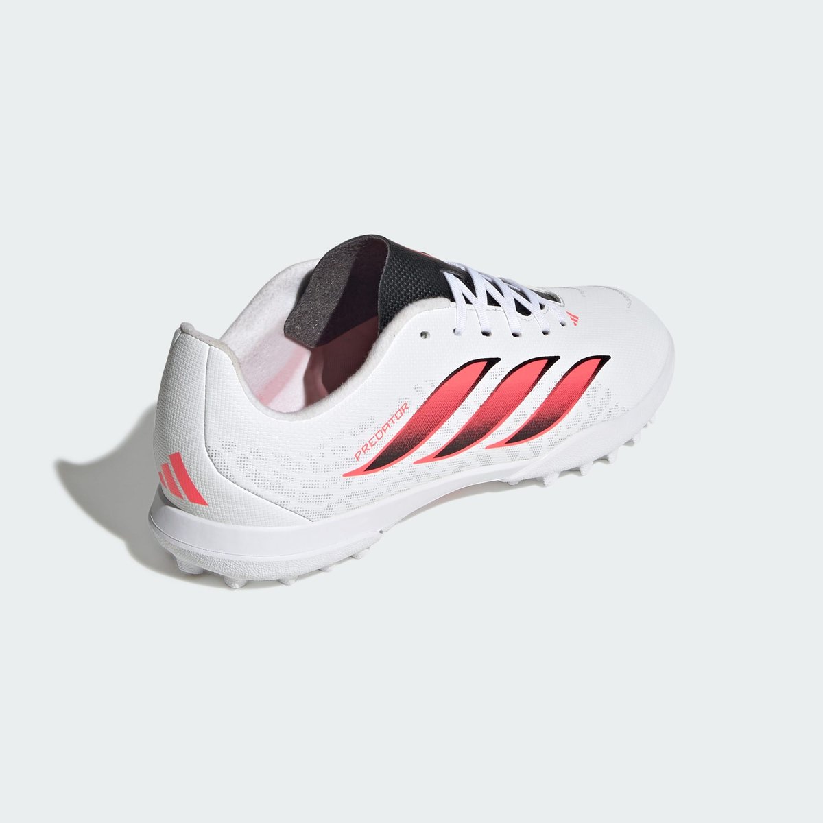 Chaussure De Football Predator Club Turf Enfants Chaussure De Football Predator Club Turf Enfants cloud white / solar turbo / core black, adidas Performance