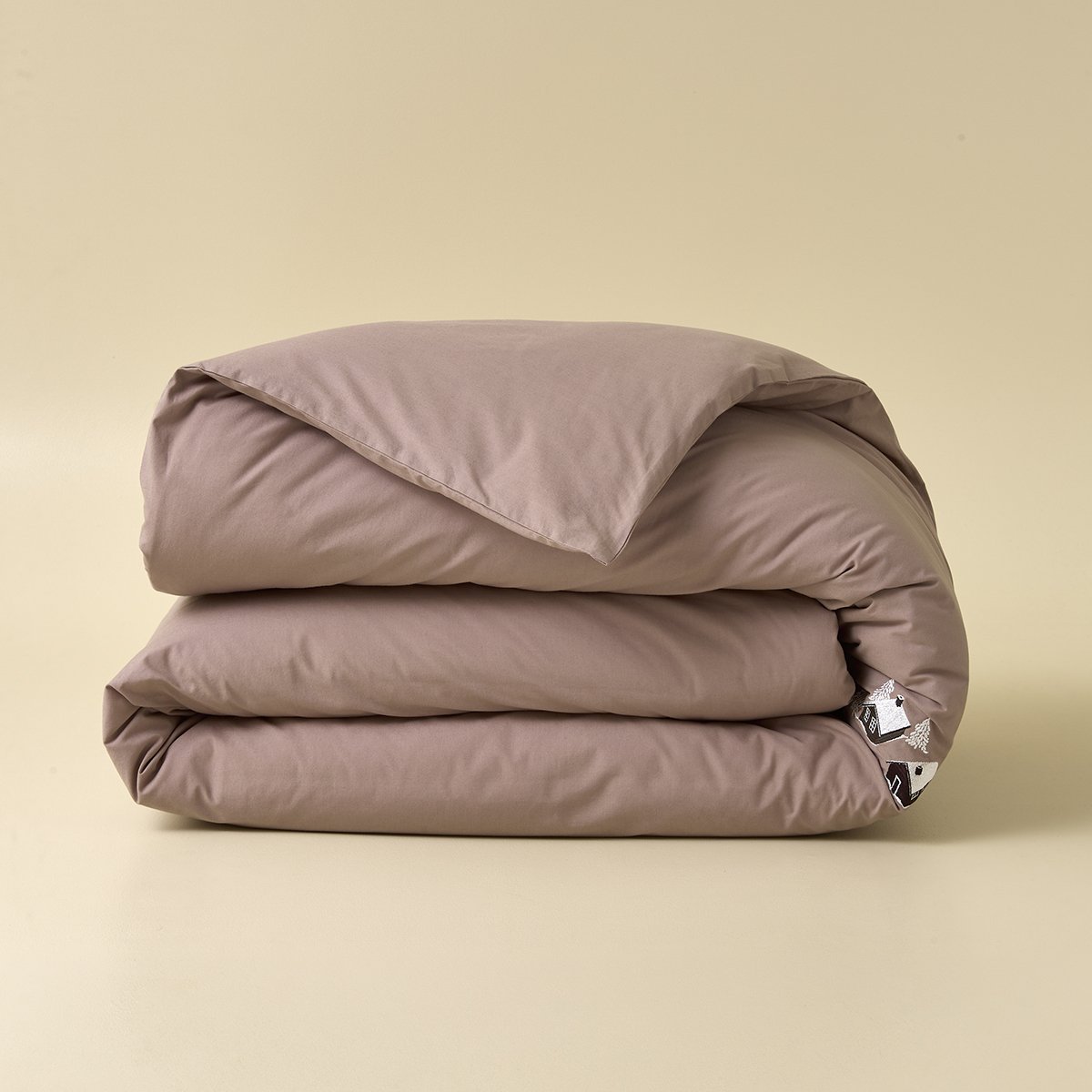 Housse de couette brodée AU COEUR DE LA VALLEE TAUPE taupe, SYLVIE THIRIEZ