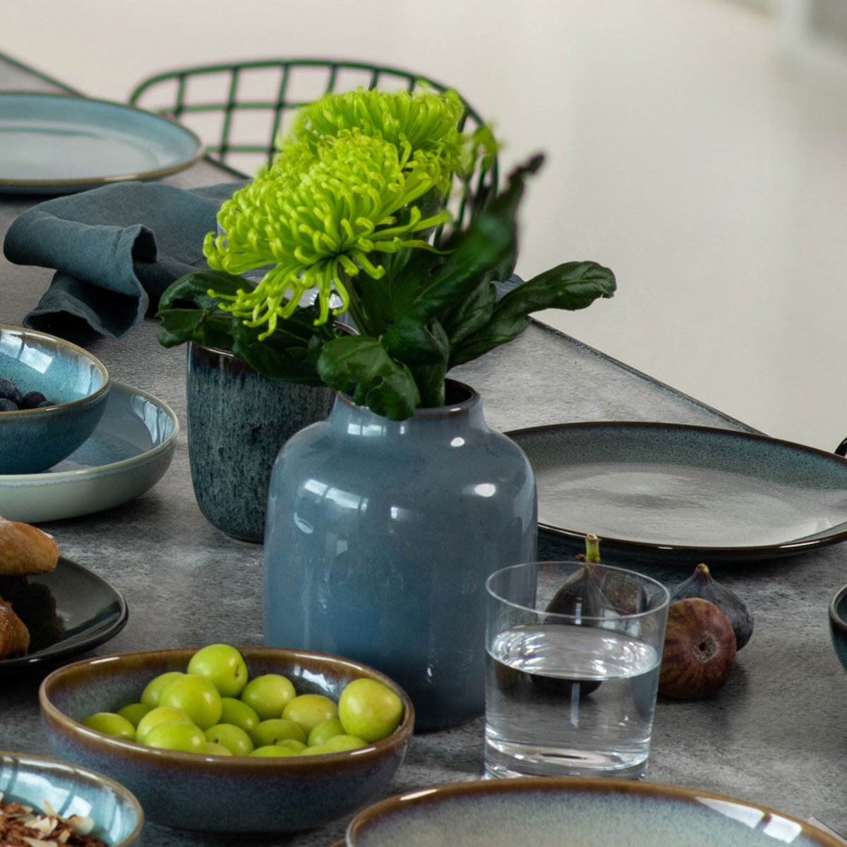 Vase Nek Bleu Uni Petit LAVE bleu, LIKE. BY VILLEROY & BOCH