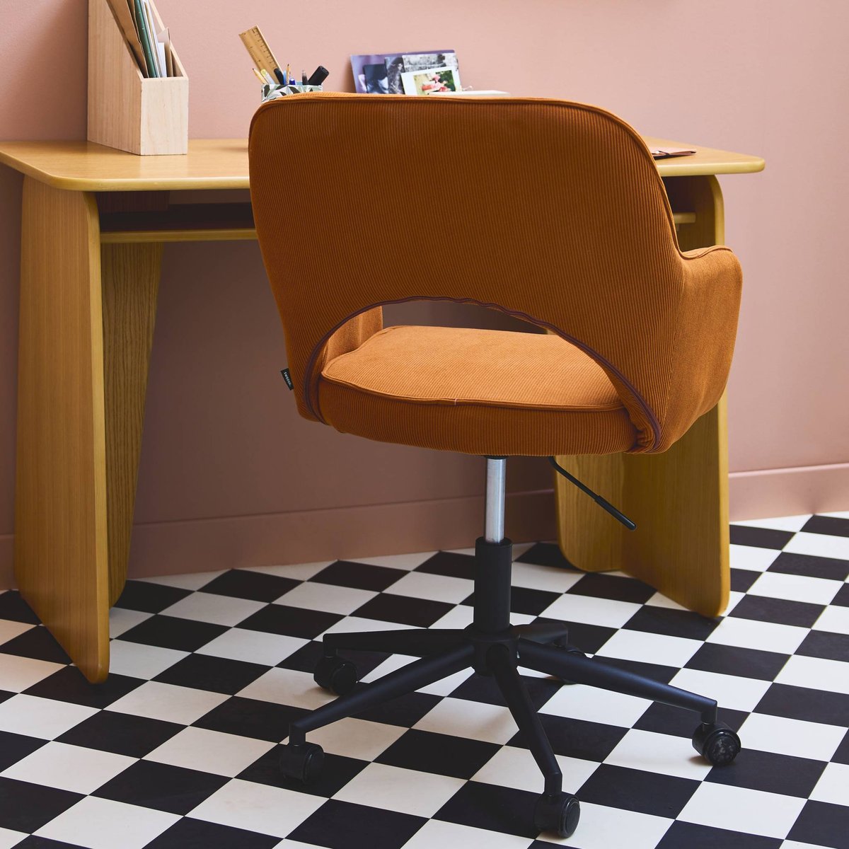 Chaise de bureau à roulettes velours côtelé JIM camel, SWEEEK