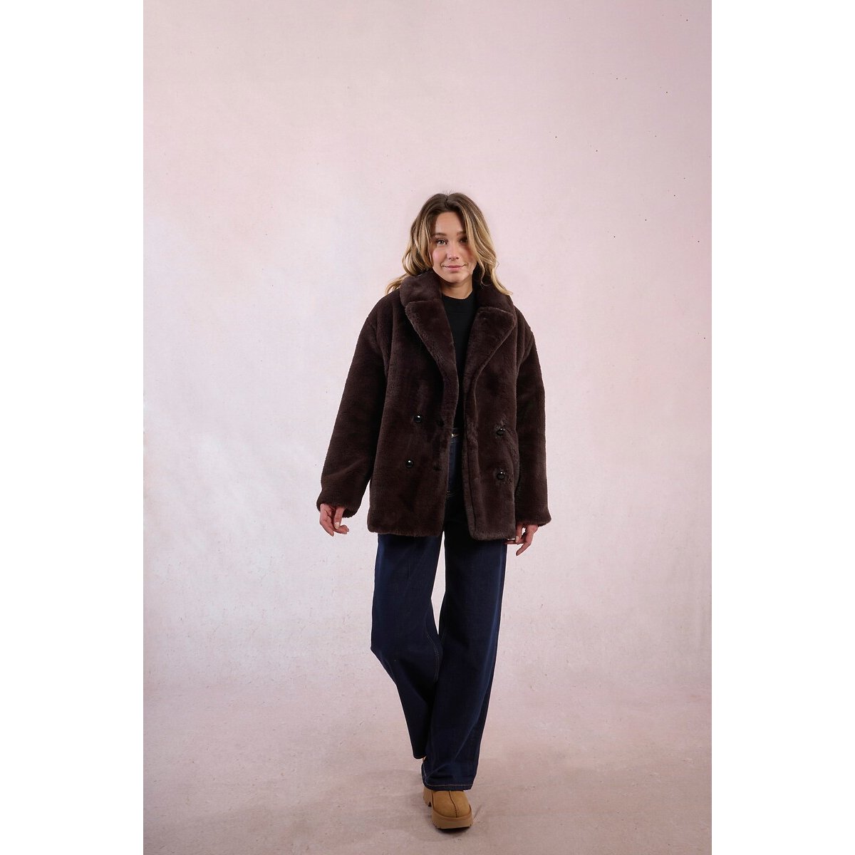 Buttoned Coat in Fluffy Fabric chocolate, MOLLY BRACKEN