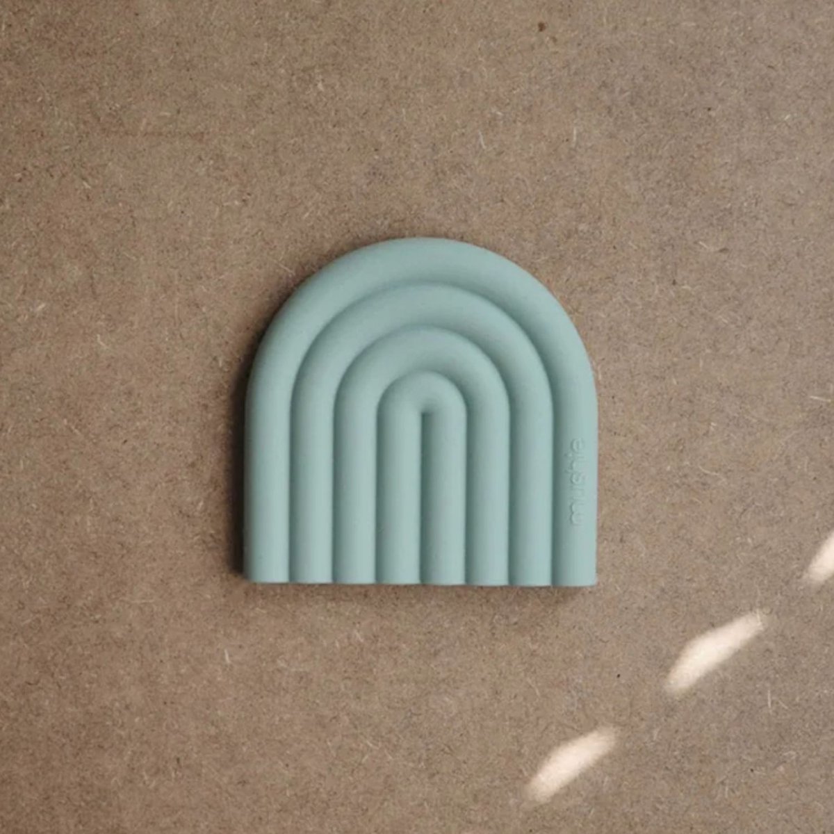 Jouet de dentition Arc-en-ciel vert d'eau, MUSHIE
