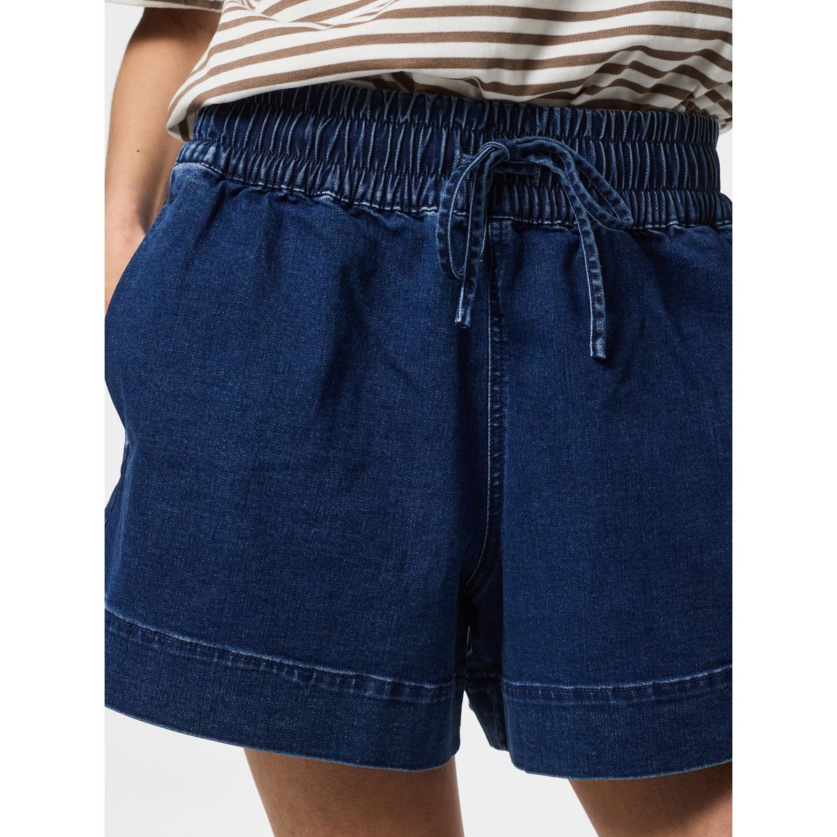 Shorts En Jean dark blue denim, PIECES