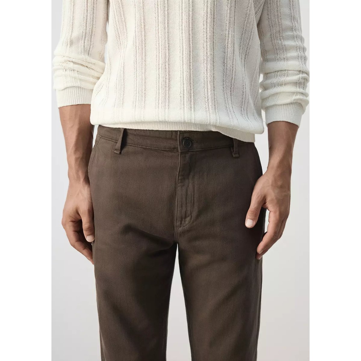 Jean relaxed fit en mélange de coton et lin marron, MANGO MAN