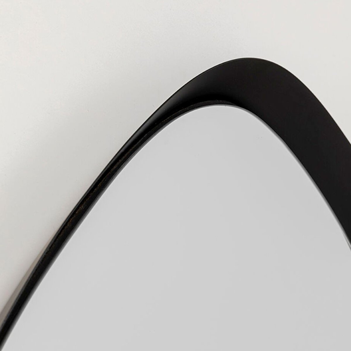 Miroir en acier, GIGI noir, KARE DESIGN