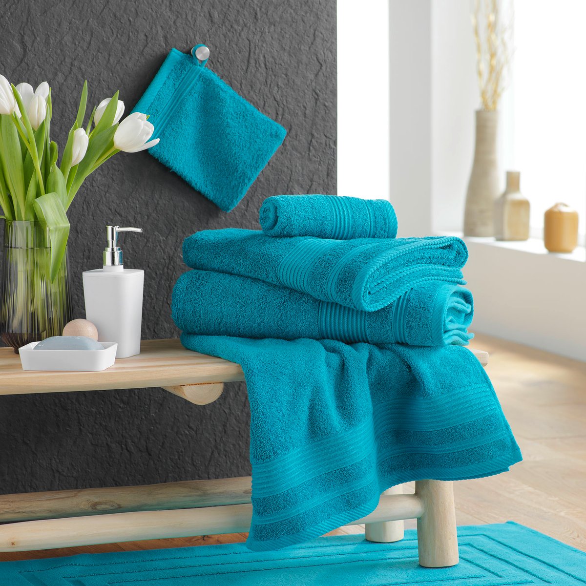 Serviette de Toilette en Coton Tendresse bleu paon, EDEN