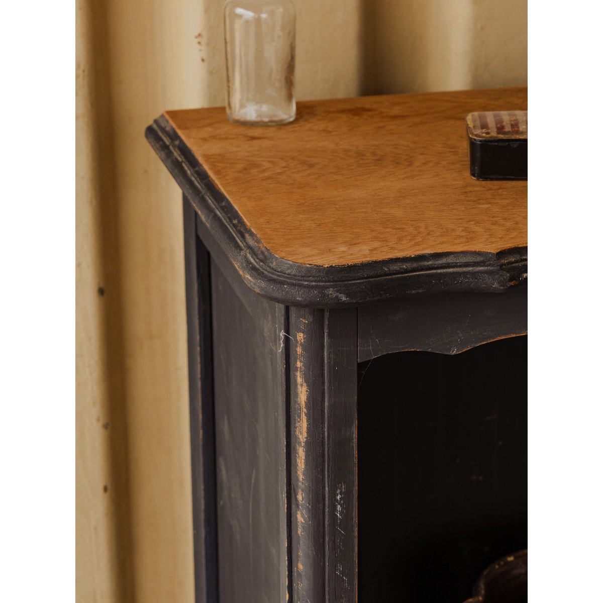 Petit buffet en bois noir Gilbert N°1882 - Bon état noir, DEBONGOUT