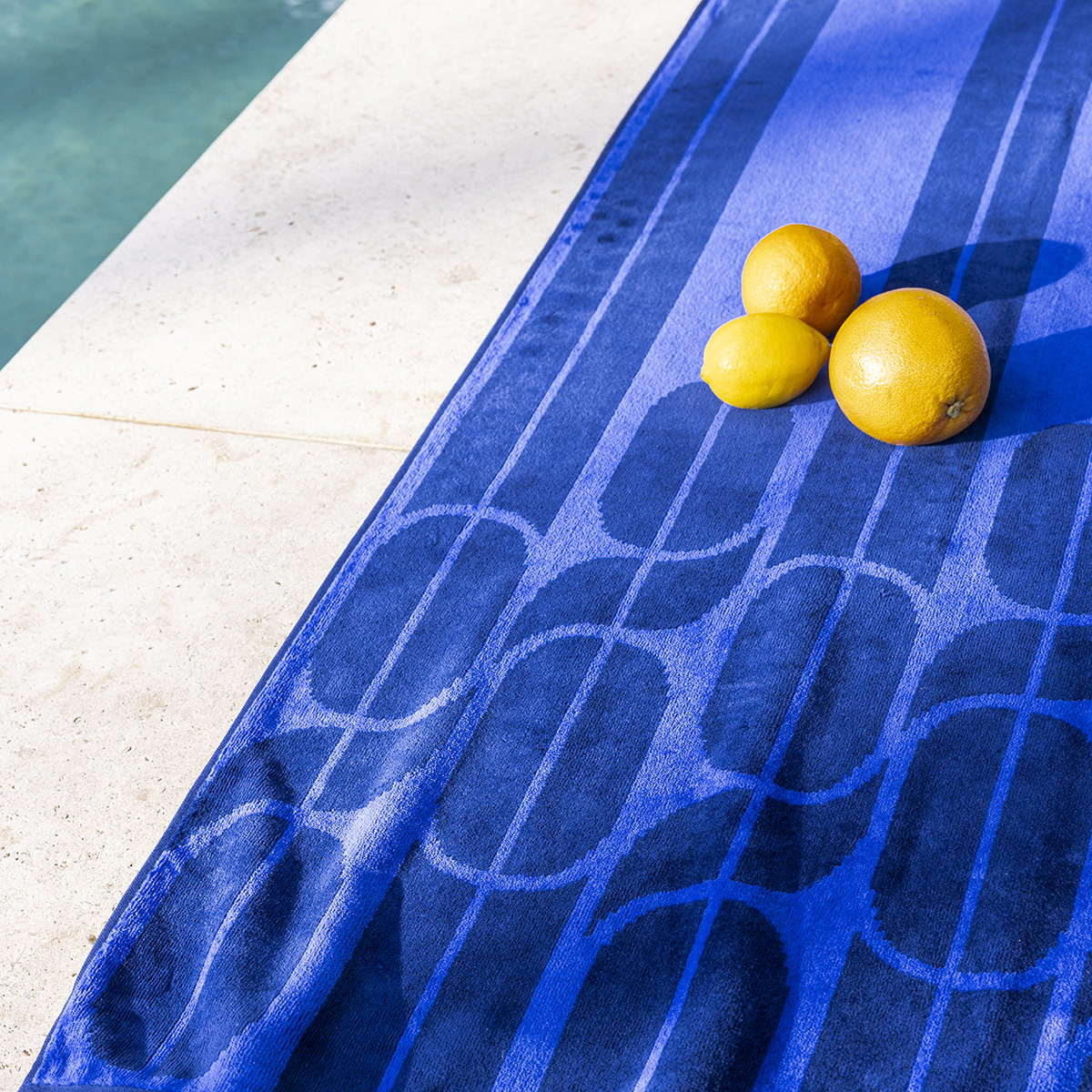 Serviette de plage 550 g/m², NAUTIC marine, LE JACQUARD FRANCAIS