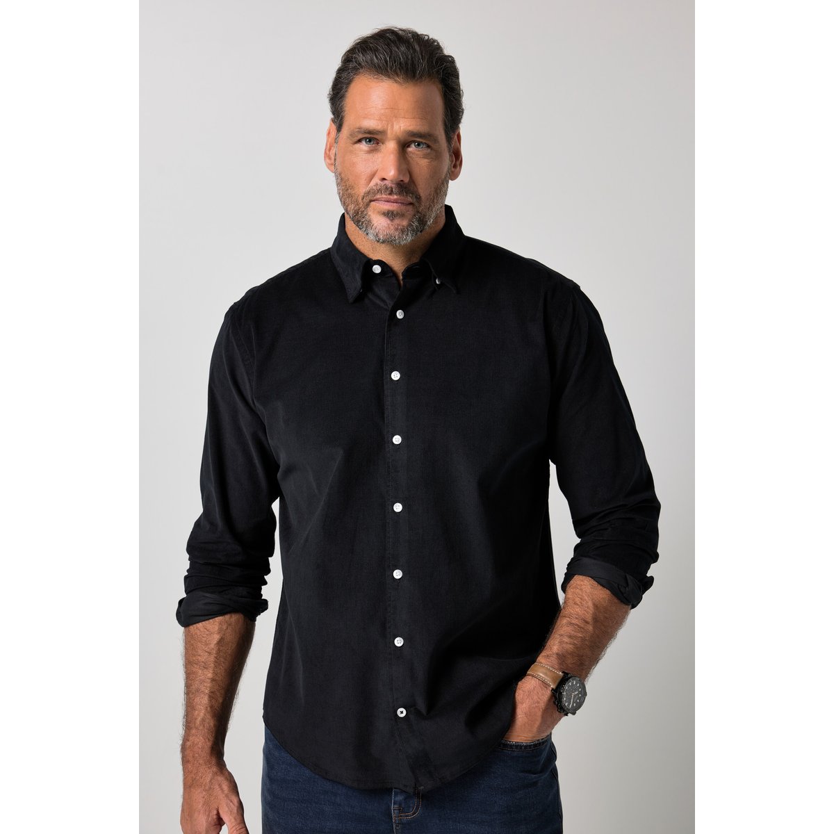 Chemise en velours côtelé noir, JP1880
