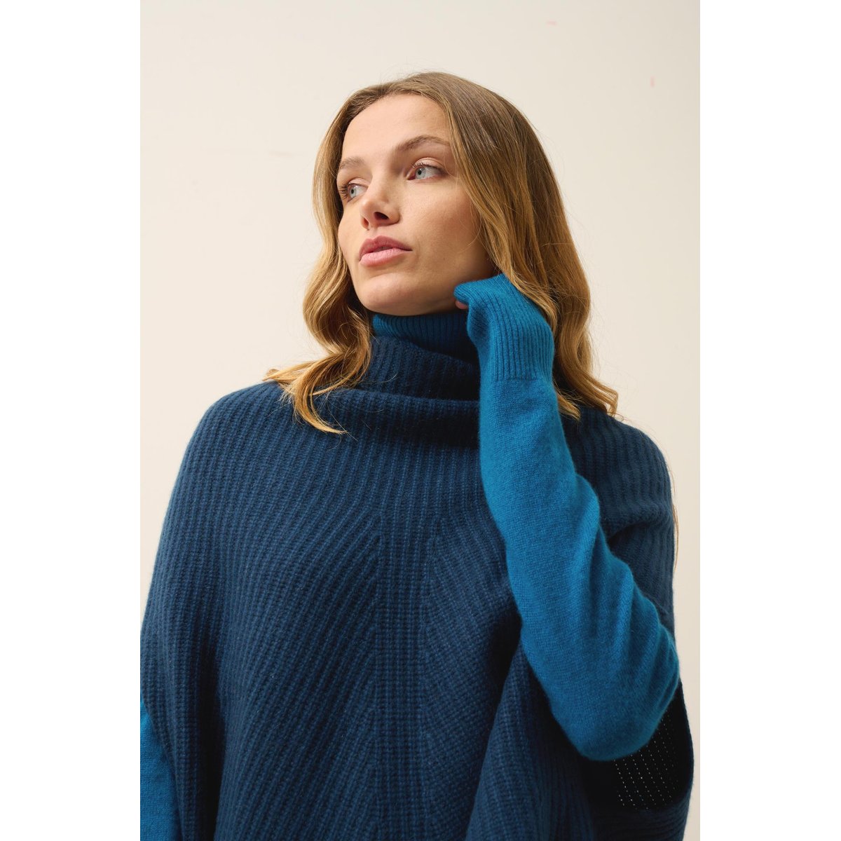 Cape Col Montant 6 Fils Bleu Pétrole Huaraz bleu foncé, JUST CASHMERE