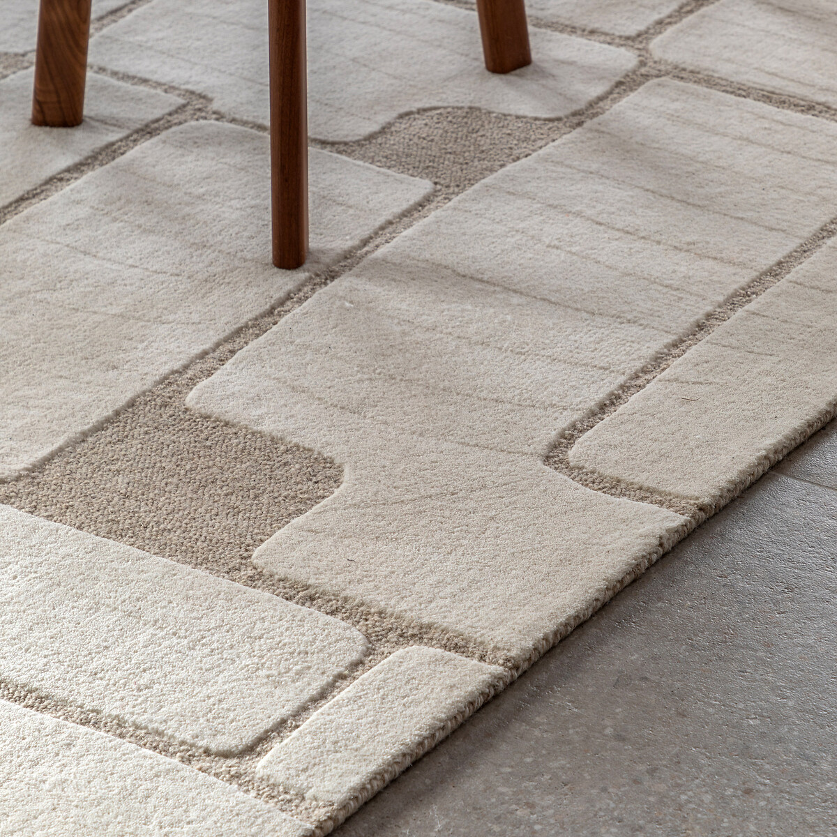 Dalston Tufted Graphic Rug white, SO'HOME